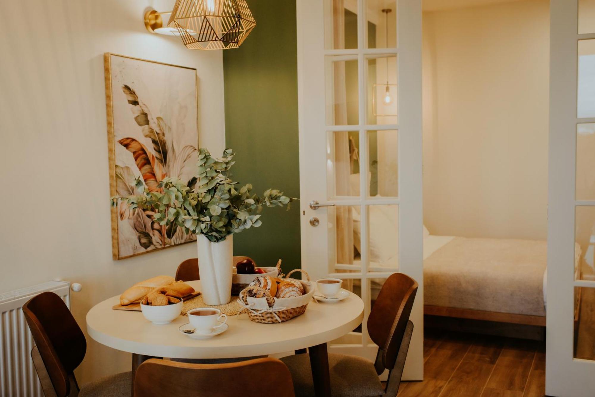 Skyline Luxury Suites Тбилиси Екстериор снимка